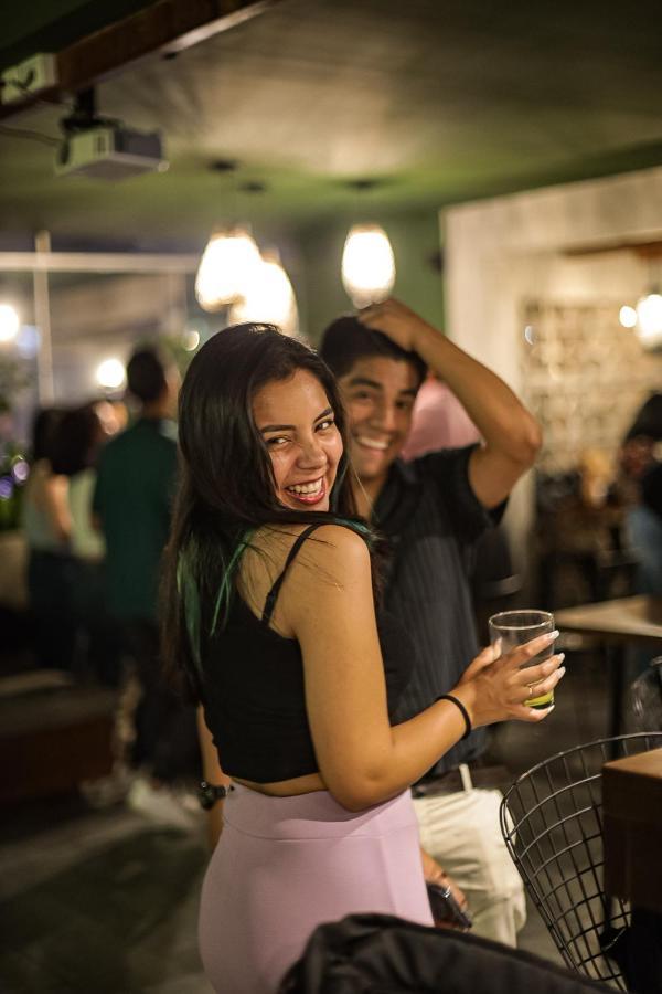 Black Llama Hostel Miraflores Лима Экстерьер фото