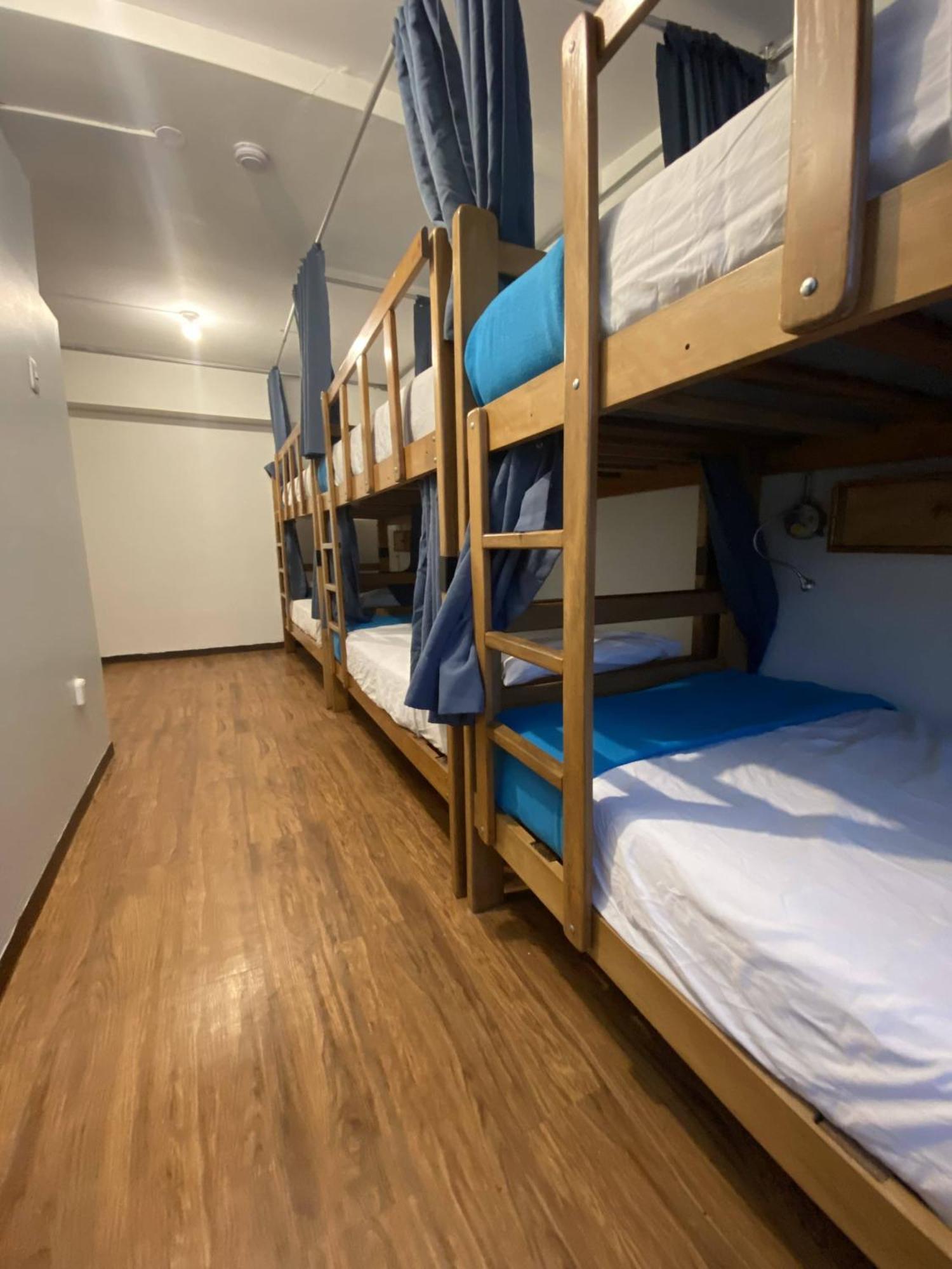 Black Llama Hostel Miraflores Лима Номер фото